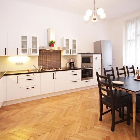ปร้าก เซ็นทรัล เอ็กซ์คลูซีฟ อพาร์ตเมนต์ Apartment ปราก ห้อง รูปภาพ