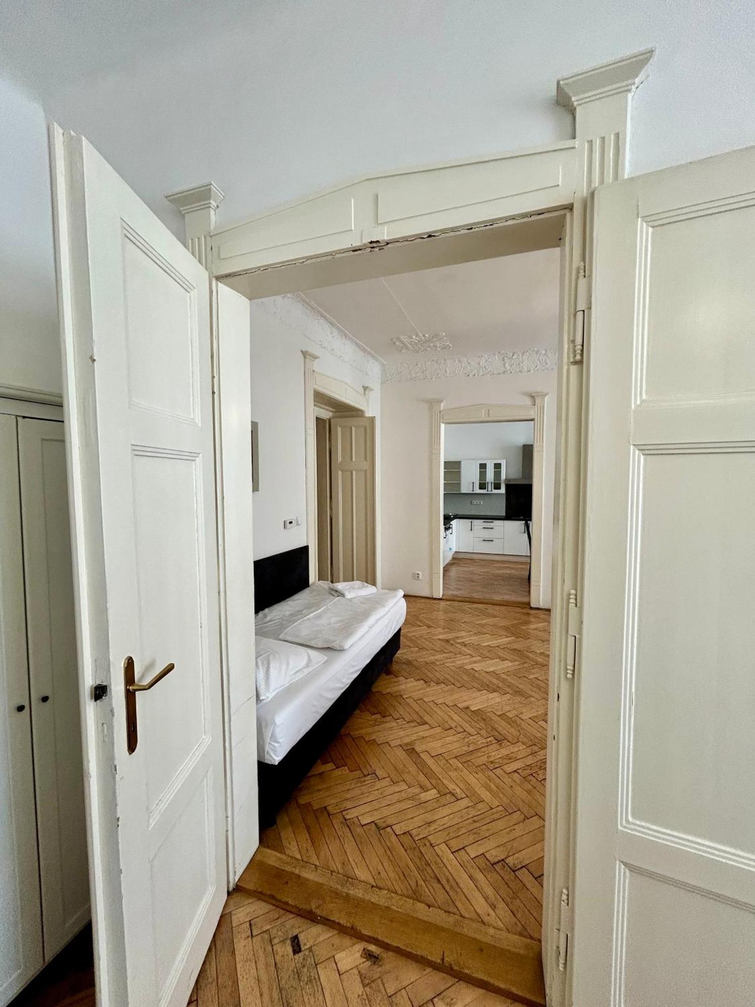 ปร้าก เซ็นทรัล เอ็กซ์คลูซีฟ อพาร์ตเมนต์ Apartment ปราก ภายนอก รูปภาพ