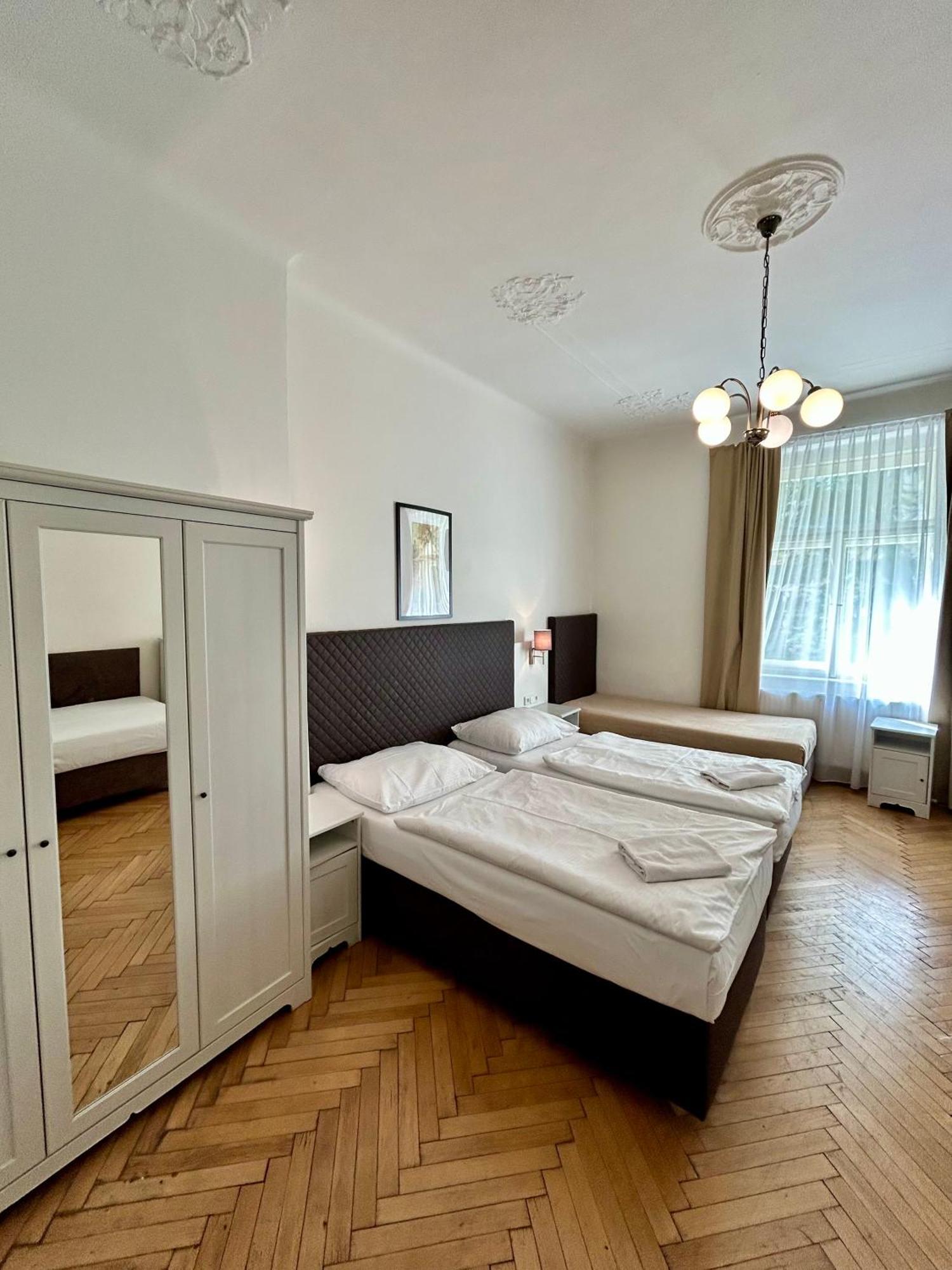 ปร้าก เซ็นทรัล เอ็กซ์คลูซีฟ อพาร์ตเมนต์ Apartment ปราก ภายนอก รูปภาพ